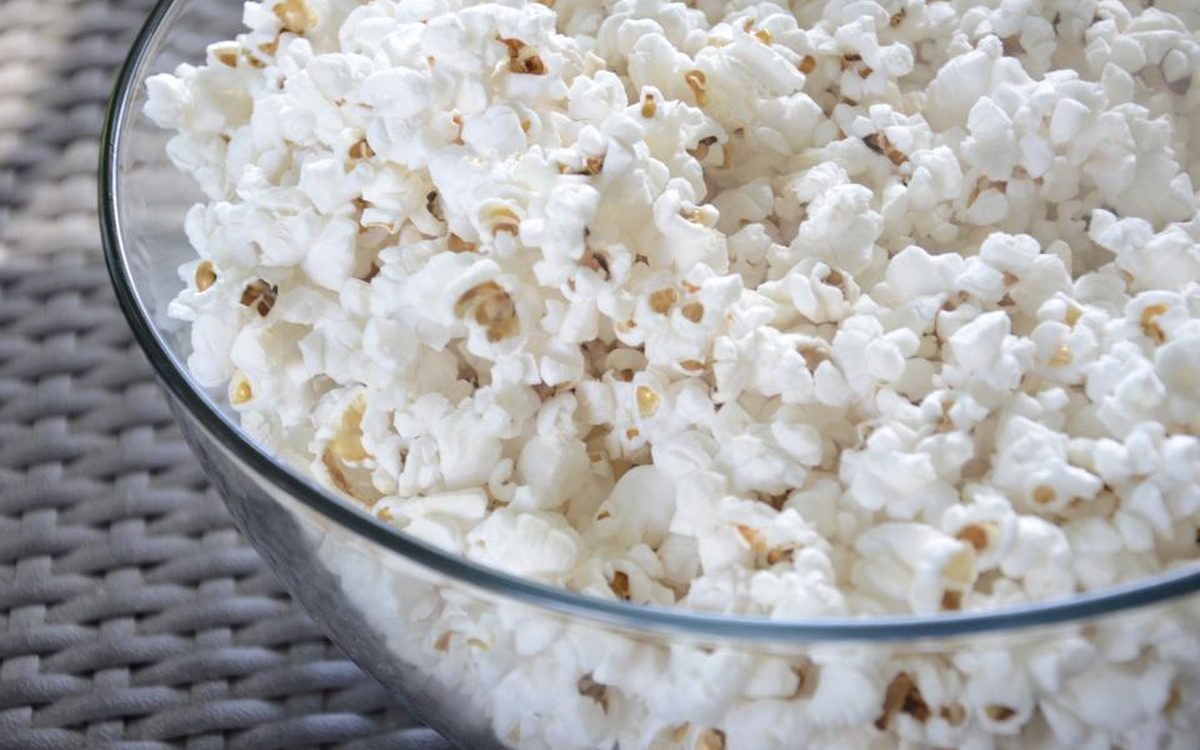 A bowl of roasted makhana compared with healthier snacks